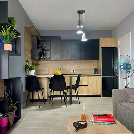 Daire Olive House Golem (Tirana)